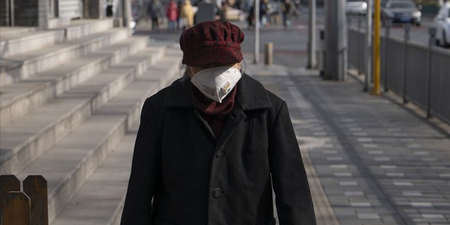 Çin'de salgın altındaki Vuhan'a 1400 askeri sağlık personeli gönderildi