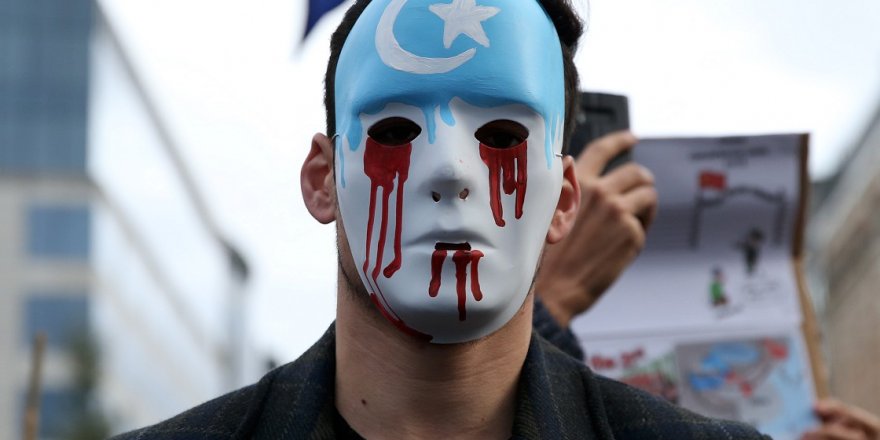 Brüksel'de Uygur Türkleri, Çin'i protesto etti