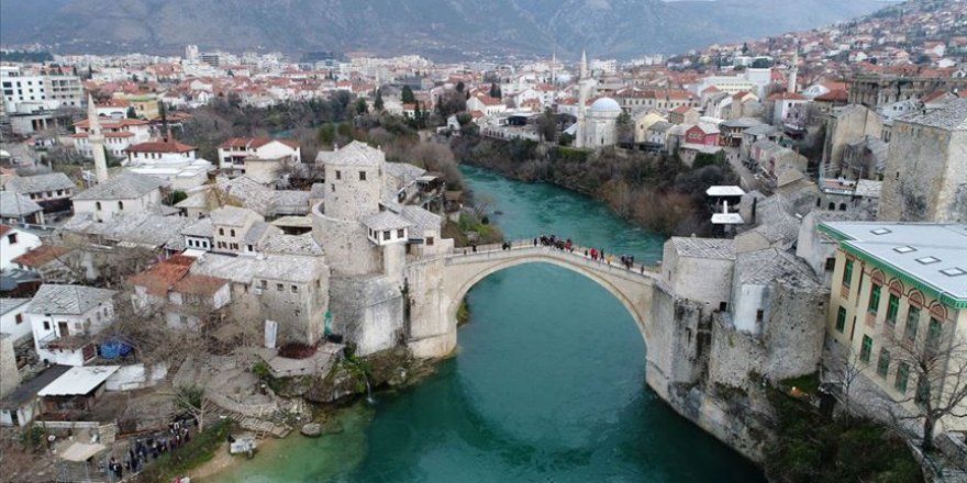 Bosna Hersek'te 5 yılda 20 binden fazla kişi vatandaşlıktan çıktı