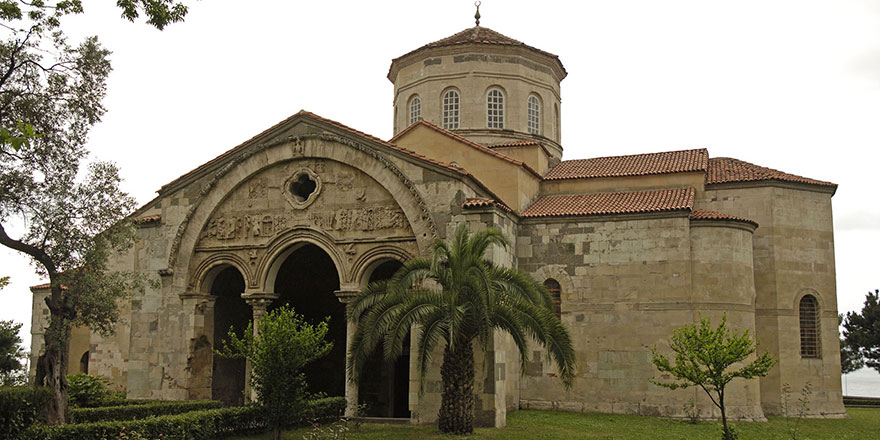 Trabzon Ayasofya'sı mayısta açılacak, ya İstanbul Ayasofya'sı?