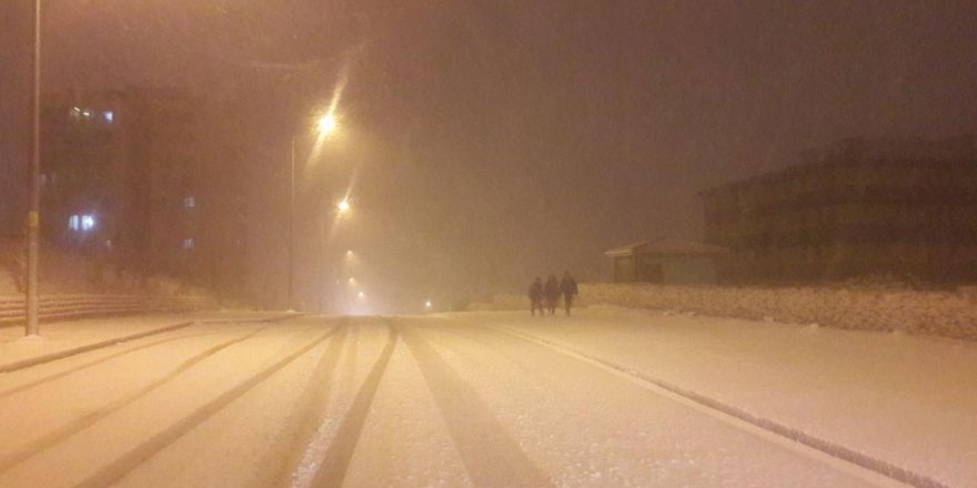 İstanbul’da kar kalınlığı 10 santimetreyi buldu
