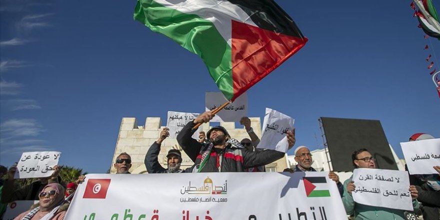 Tunus'ta ABD'nin sözde barış planı protesto edildi