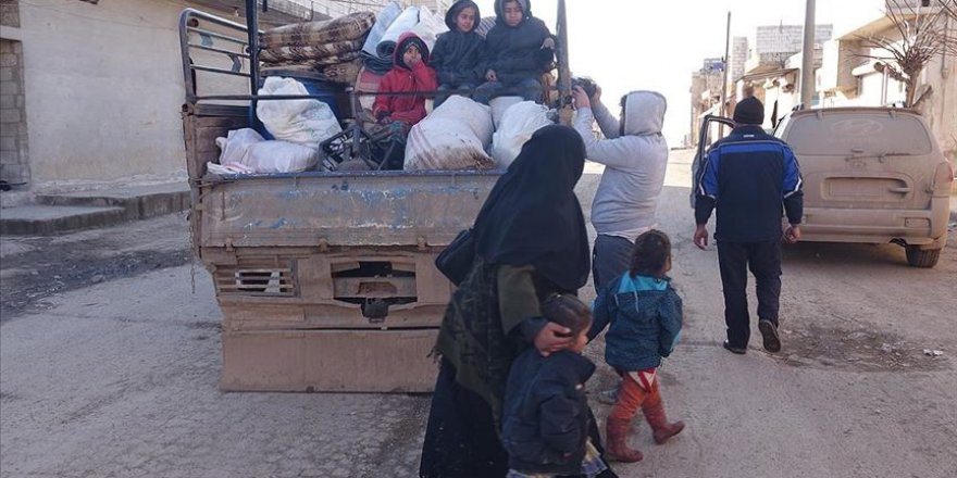 Esed rejimi ve Rusya son 4 günde 27 bin sivili daha yerinden etti