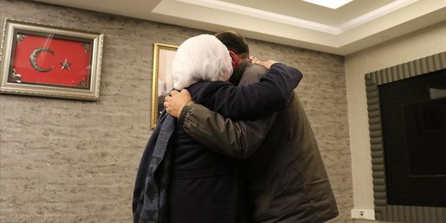 HDP önünde eylem yapan bir aile daha evladına kavuştu