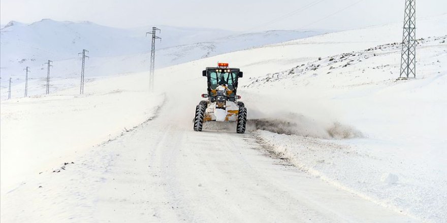 Doğu Anadolu'daki 10 ilde 2 bin 816 köy ve mahalle yolunda ulaşım sağlanamıyor