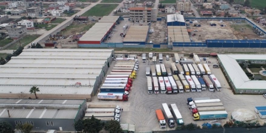 Türkiye’den İdlib’e 85 tır insani yardım