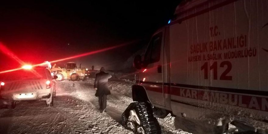 Kayseri-Kahramanmaraş kara yoluna çığ düştü