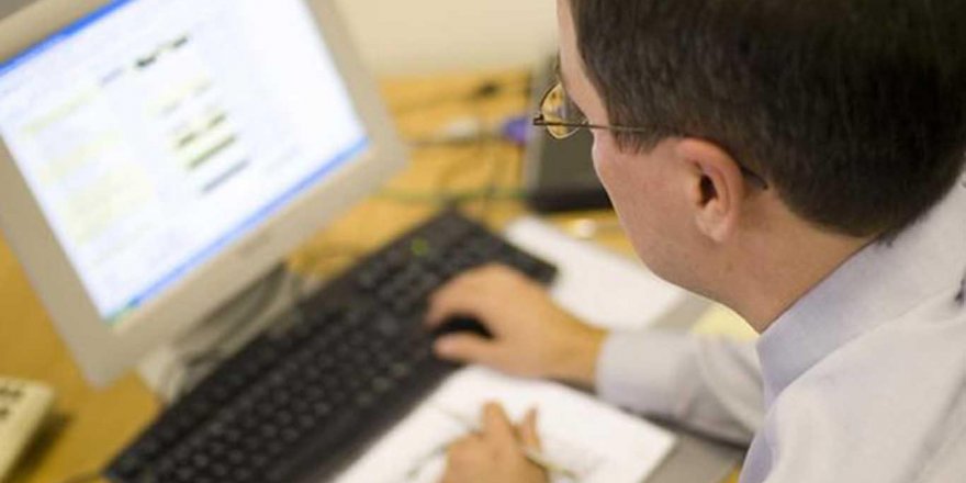 Teknolojinin aşırı kullanımı ağrı yapıyor