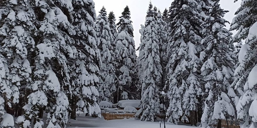 Uludağ'da kar kalınlığı 160 santimetre