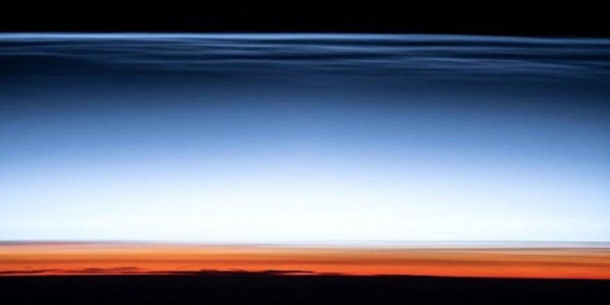 NASA: Uzayın sonundan bir kartpostal var