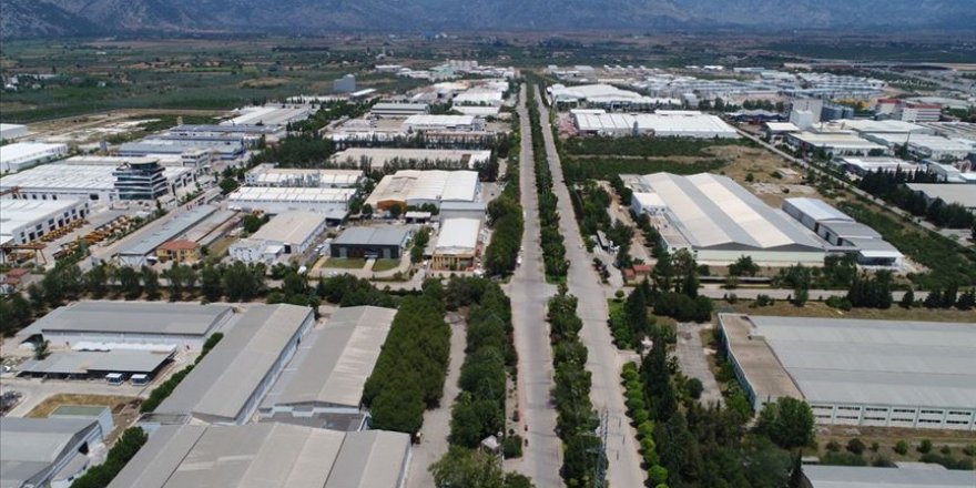 'Turizmin başkenti' sanayisiyle de ekonomiye katkı sunuyor