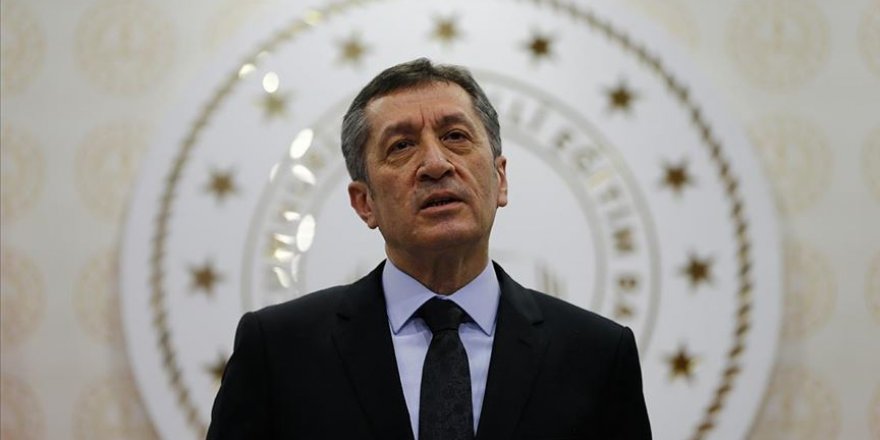 Bakan Selçuk'tan okullara 'çelme takma' uyarısı