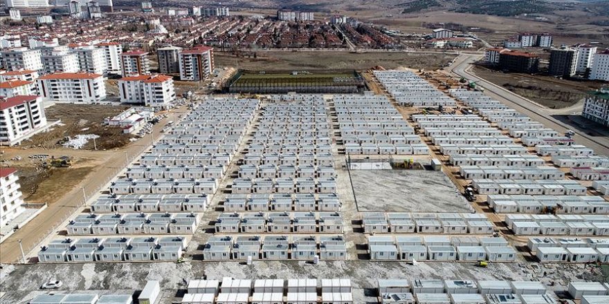 Elazığ'daki depremzedeler konteyner kentlere yerleşiyor