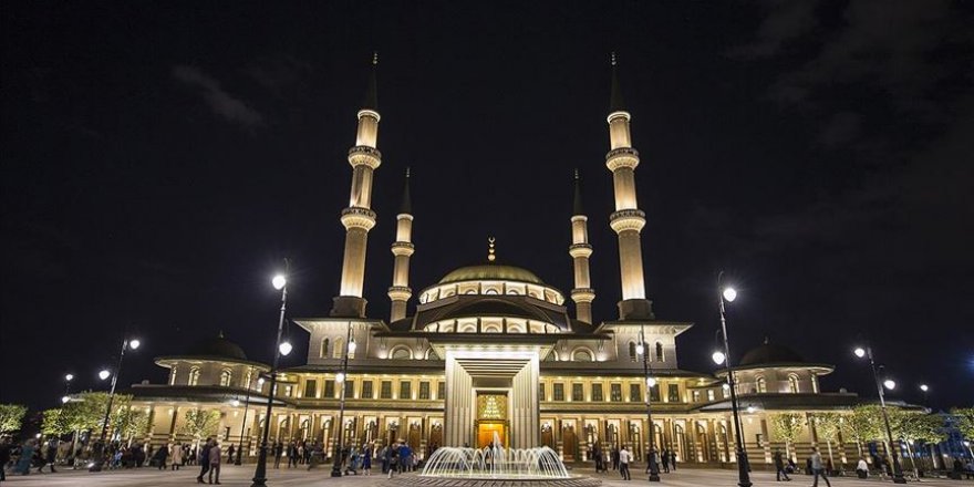 Yarın Regaip Kandili