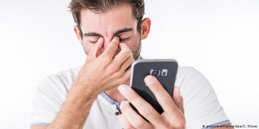 Gençlerin yeni fobisi: Telefonda konuşmak