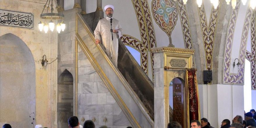 Diyanet İşleri Başkanı Erbaş'tan, Hatay'da 'Hak uğrunda mücadele' konulu hutbe