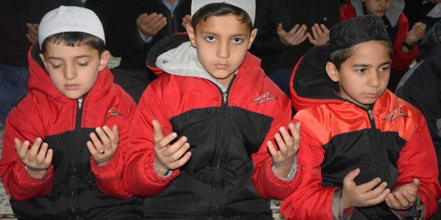 Kozluk'ta sabah namazı buluşmasına yoğun ilgi