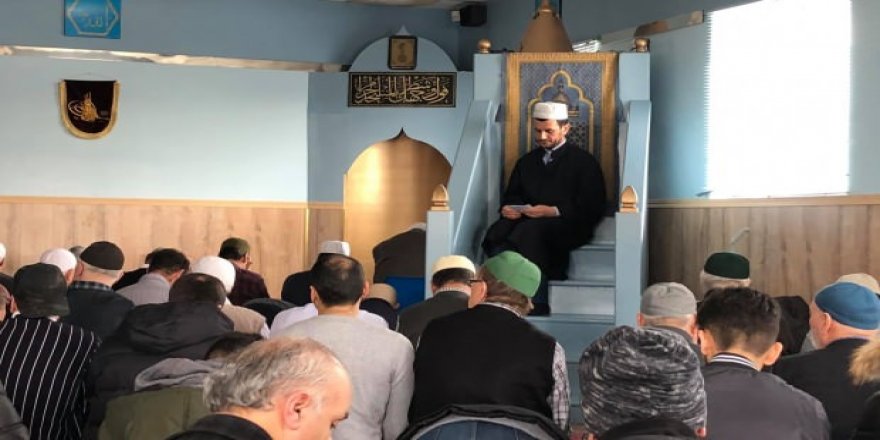 Kanada’da İdlib şehitleri için gıyabi cenaze namazı kılındı