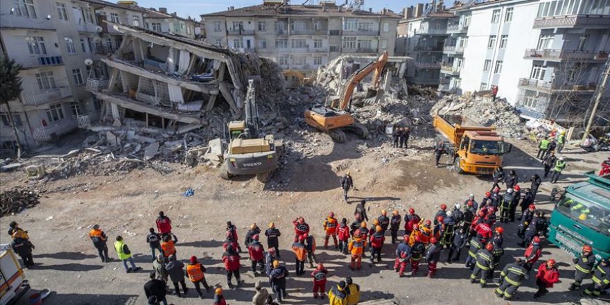 Deprem bölgesinde görev yapan personele tazminat