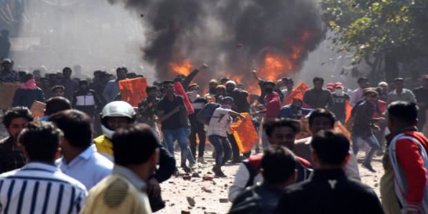 Hindistan'daki protestolarda ölü sayısı 40'a yükseldi