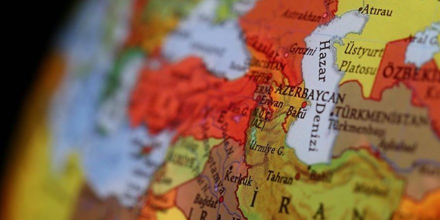Azerbaycan koronavirüs nedeniyle İran'la sınırını kapattı