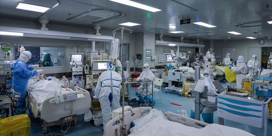 Japonya Kovid-19 ile mücadele için 2,5 milyar dolarlık paket açıkladı