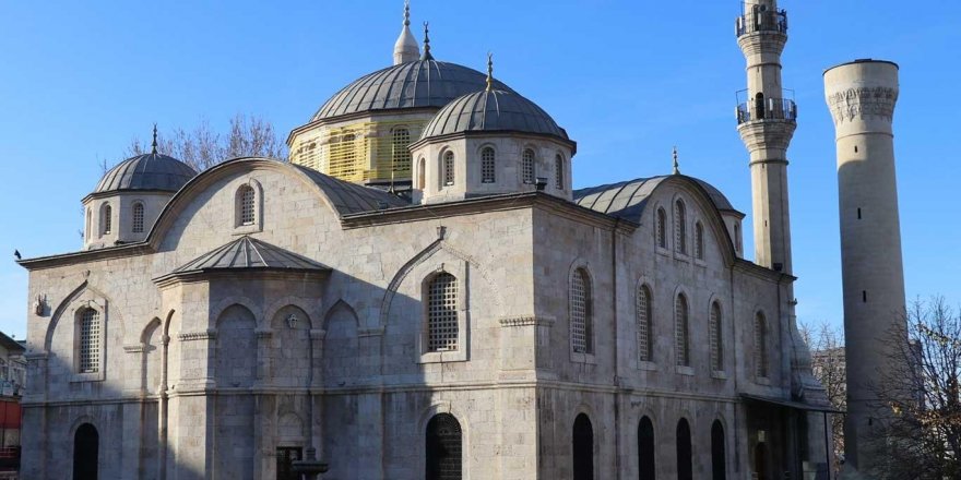 Malatya depremde hasar gören tarihi yapılarda bakım çalışmalarına başlandı