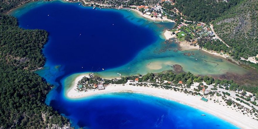 İngiltere güvenli tatil için 'Türkiye'yi önerdi