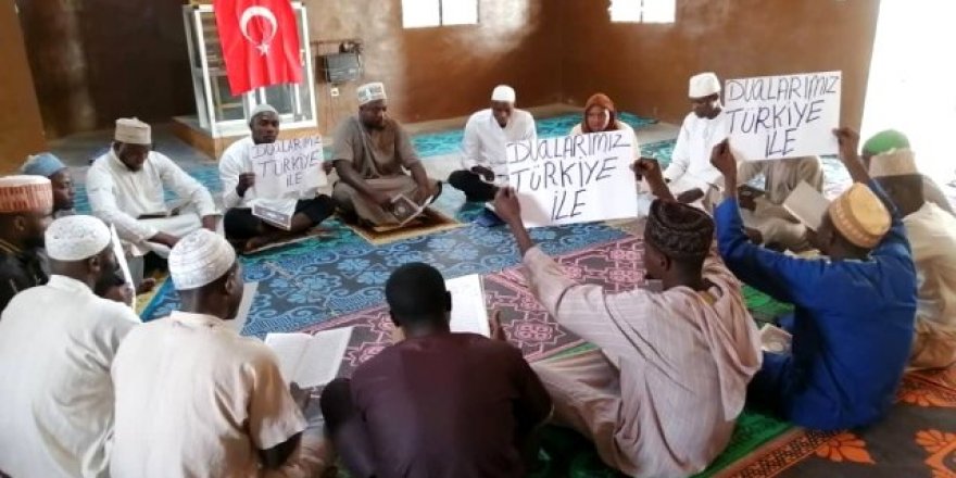 İDDEF medreselerinden Mehmetçik'e dua