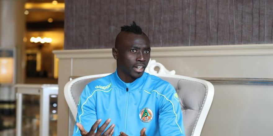 Ezan beni sakinleştiriyor ve mutlu bir insan yapıyor