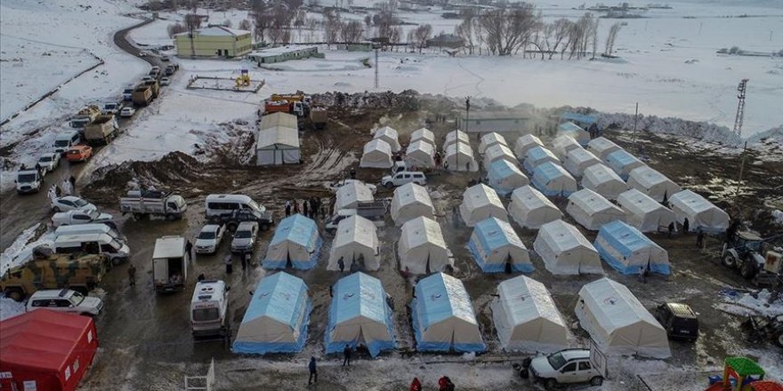 AFAD'ın İran'daki depremden etkilenen Van'a gönderdiği yardım ödeneği 3 milyon liraya ulaştı