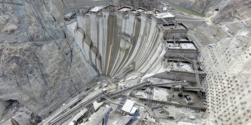 Yusufeli Barajında yükseklik 190 metreye ulaştı
