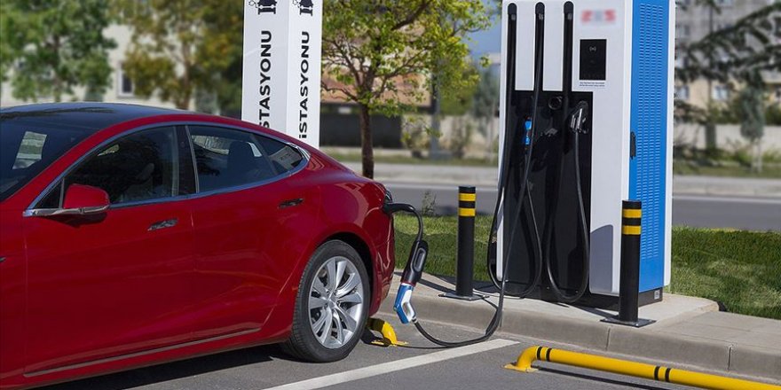 Elektrikli araç kullanıcıları şarj istasyonlarını 'navigasyon uygulaması'yla bulacak