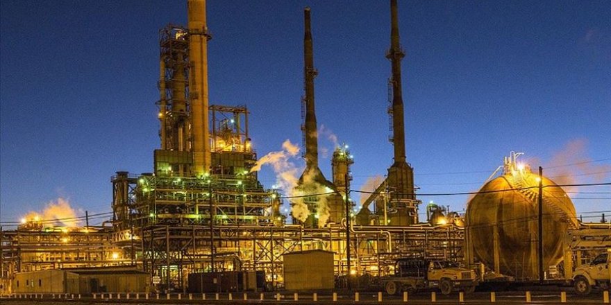 OPEC'ten günlük petrol üretiminin 1,5 milyon varil daha düşürülmesi önerisi