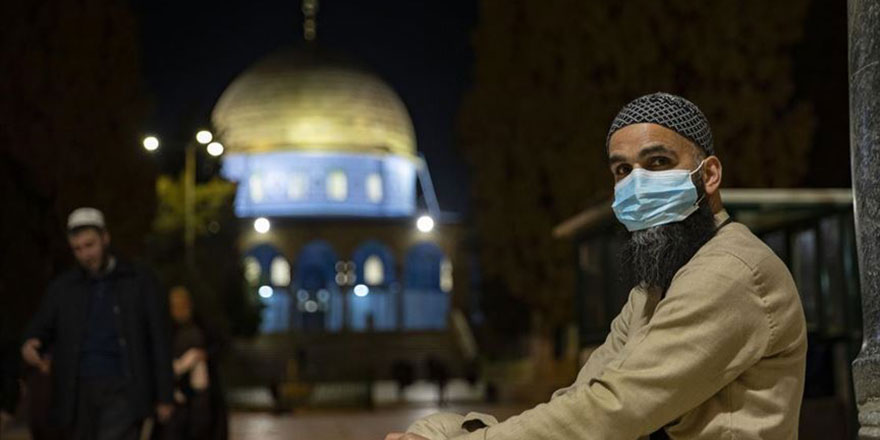 Mescid-i Aksa'da koronavirüs temizliği başladı darısı İsrail mikrobuna!