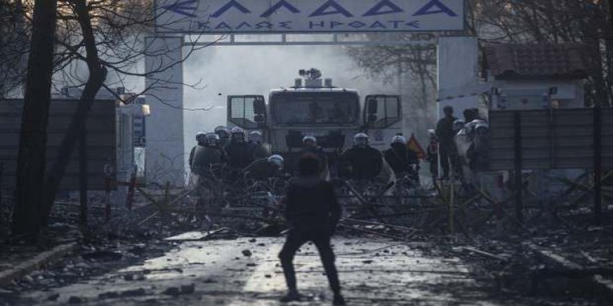 Yunanistan polisi, sınırdan geçmek isteyen hamile göçmeni vurdu