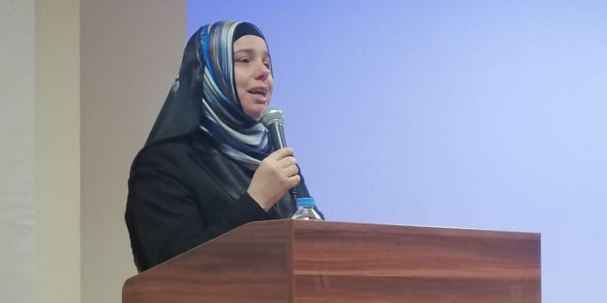 Kadın ve erkek farklıdır beraber cennete yürümeye çalışırız