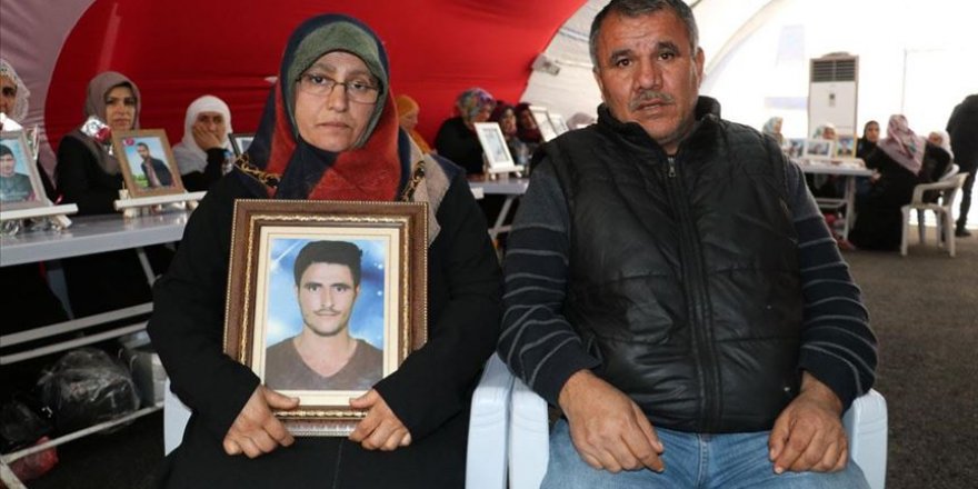 Diyarbakır annelerinin oturma eylemine bir aile daha katıldı