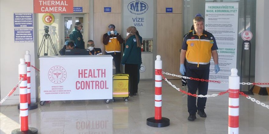 Türkiye'nin koronavirüsle mücadelesi dünyaya örnek oldu