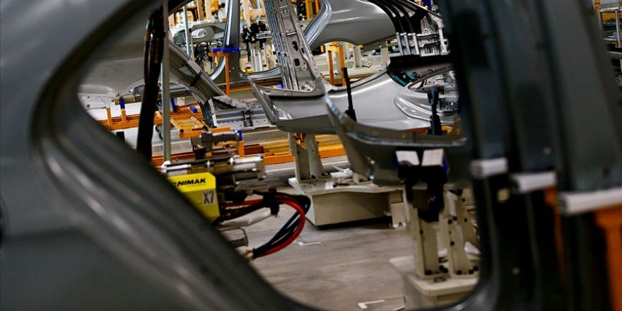 Binek otomobil ihracatı 'tam gaz' devam ediyor