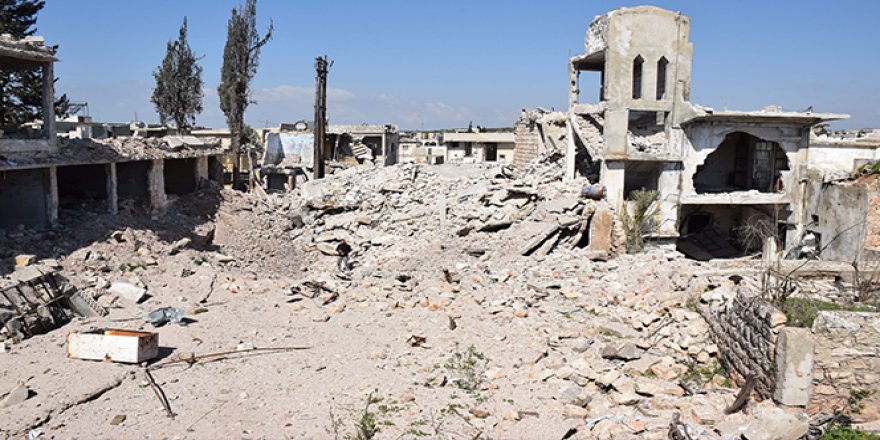 Ateşkes sonrası İdlib'teki enkaz görüntülendi