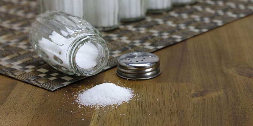 Hedef kişi başına tuz tüketimini 5 gramın altına düşürmek