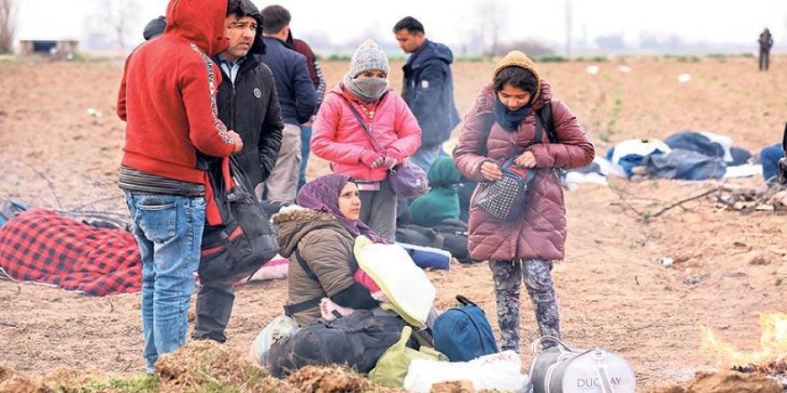 Gönüllüler seferber oldu evlerini göçmenlere açtılar