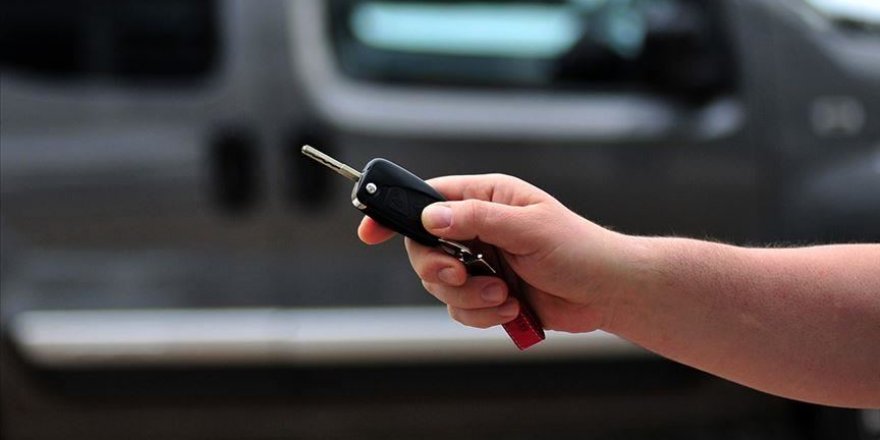 İkinci elde fiyatlar da satışlar da arttı