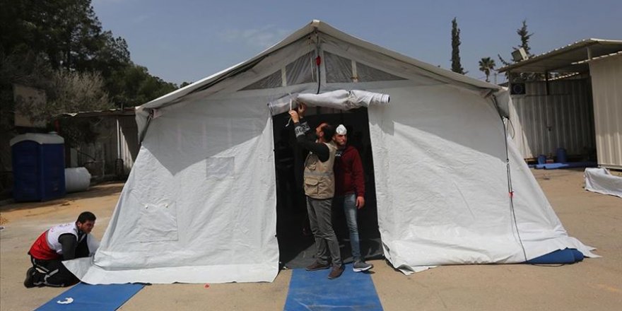 Gazze'de koronavirüs önlemleri kapsamında sahra hastanesi inşa ediliyor