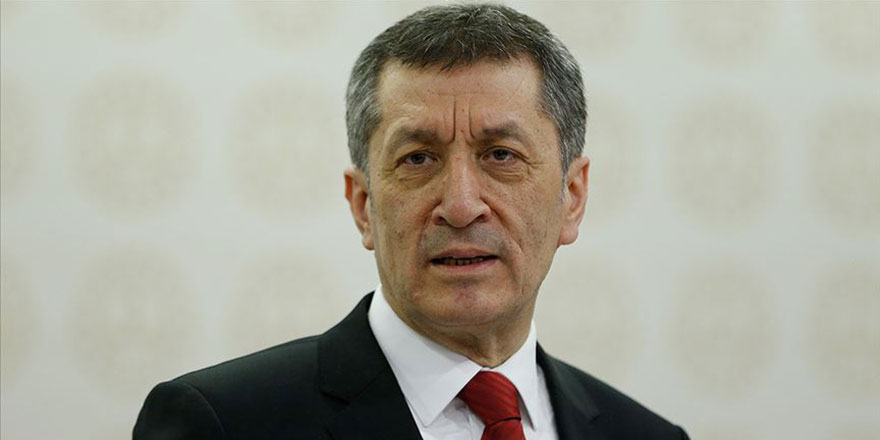 Milli Eğitim Bakanı Selçuk'un teklifi: İlkokullar tam zamanlı açılsın