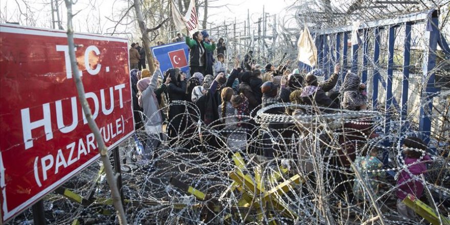 Sığınmacıların Avrupa sınırında bekleyişleri sürüyor