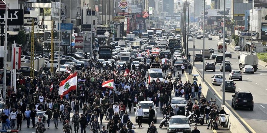 İşsizlik, fakirlik ve pahalılık Lübnan piyasasının sıkıntılarını artırıyor