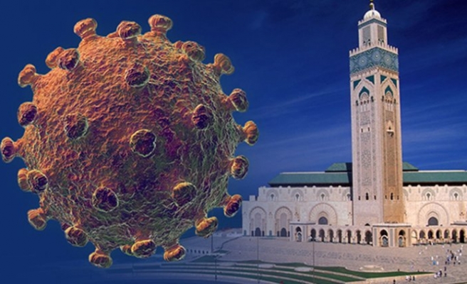 Bir ülkede daha koronavirüs nedeniyle camiler kapatıldı