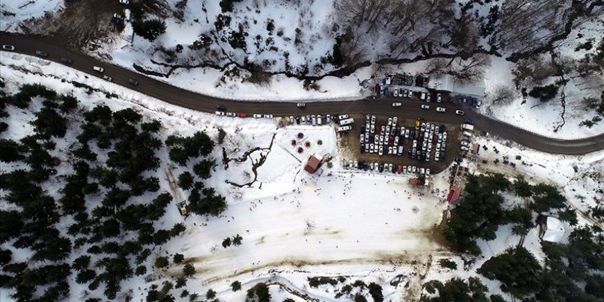 Kartepe'de kar kalınlığı 66 santimetre ölçüldü